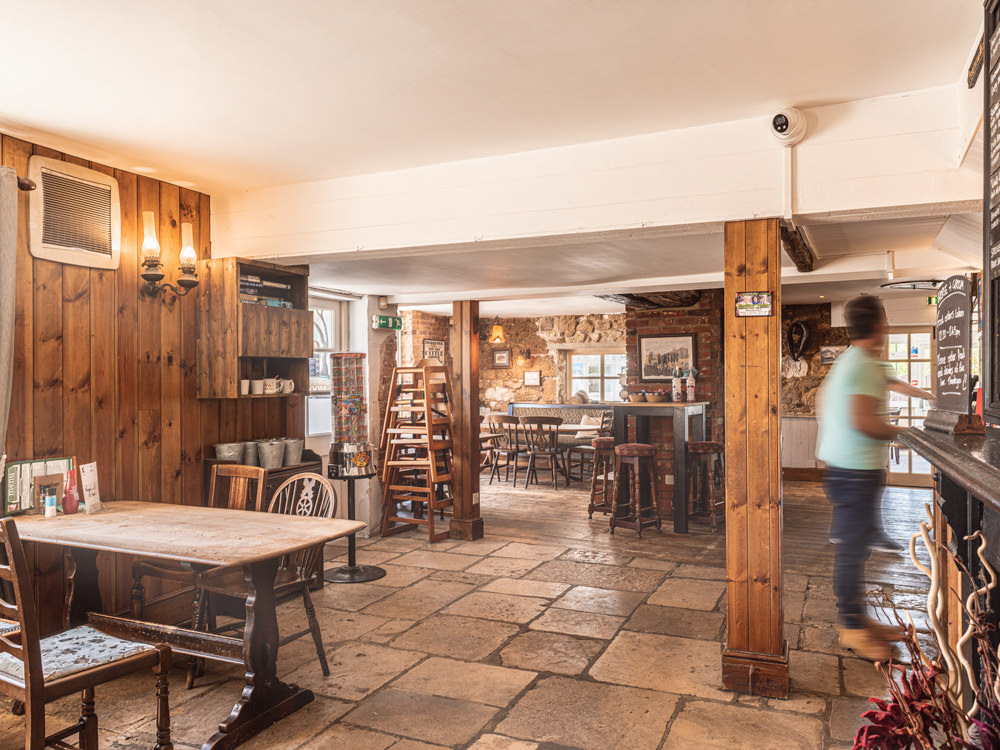 the main bar at the horse and groom